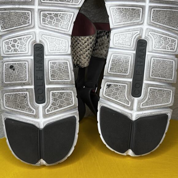 Cole Haan Zerogrand Criss Cross Comfort Sandals Snakeskin Women's Size 10 B - Picture 13 of 15